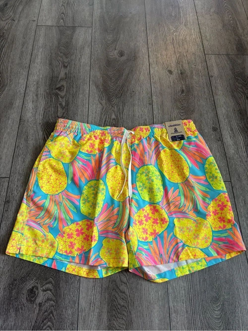 Chubbies Men’s Pineapple Print Swim Trunks - Turquoise & Yellow